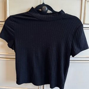 Item: Black mock neck sport sleeve top, Brand: Bozzolo, Size: Large